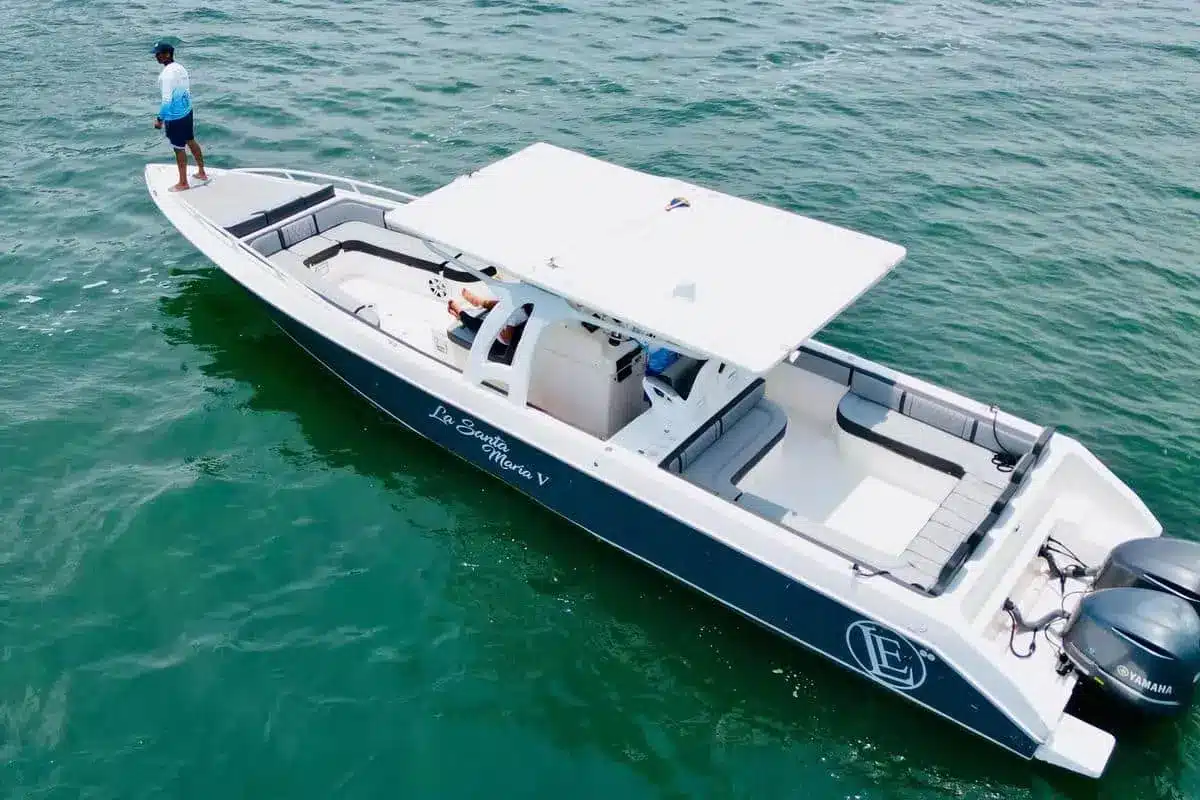 Lancha Santa Maria V