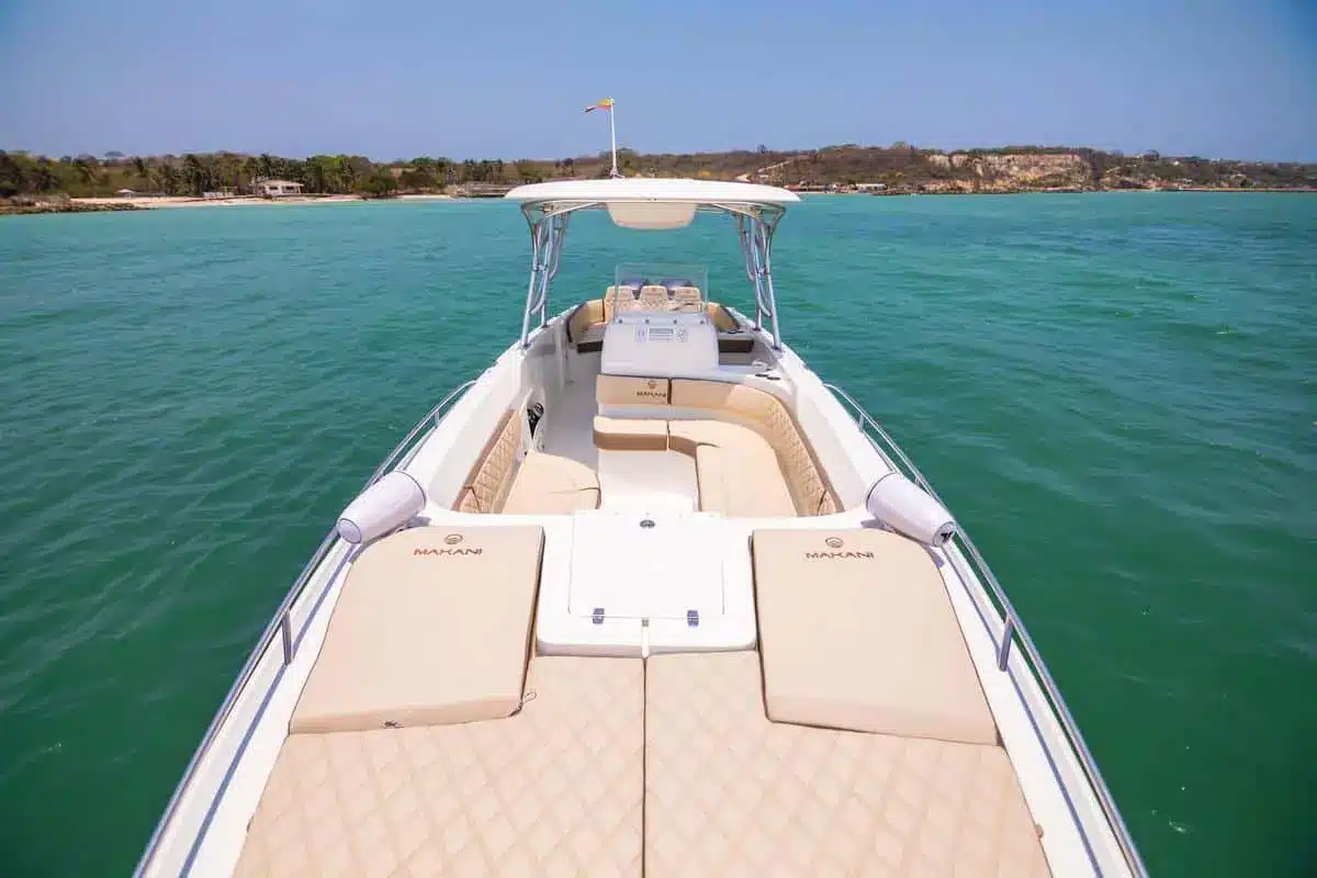 Lancha Makani - Image 4